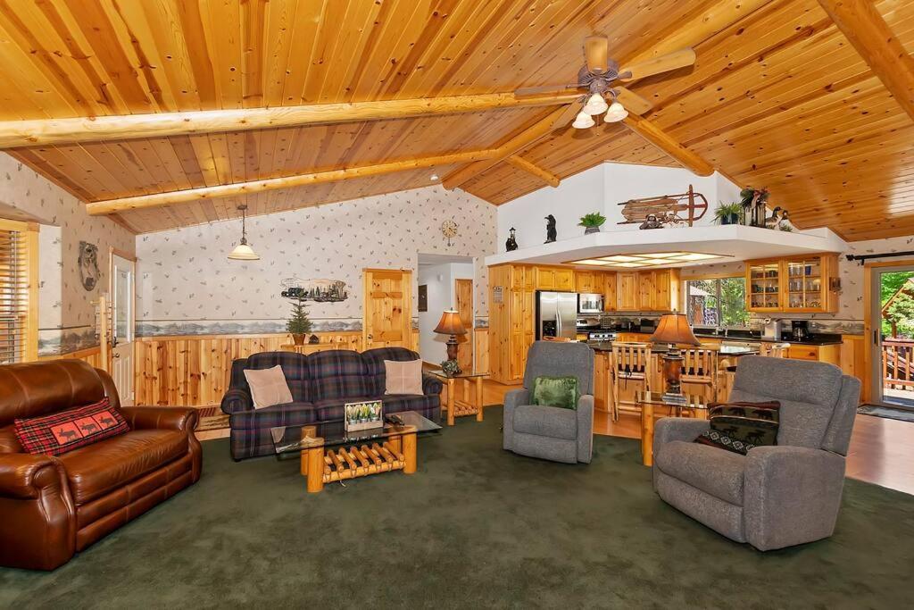 Willa Teakwood - 3-Br Spa, Fire Pit, Quiet, Ac, Centrally Located Big Bear Lake Zewnętrze zdjęcie